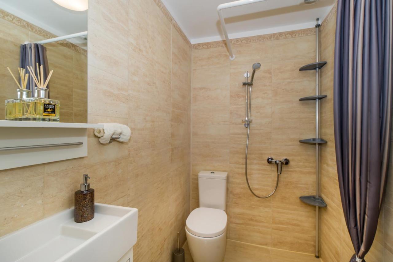 Council Square Estate Apartment *Bull'S Eye* 브라쇼브 외부 사진